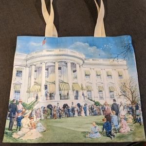 NWOT White House spring canvas tote